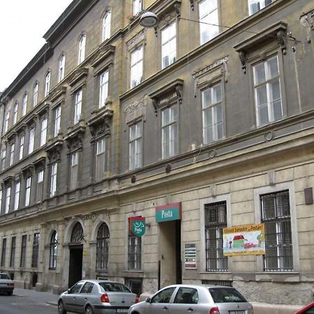 Walking Bed Budapest Downtown Hostel Exterior photo