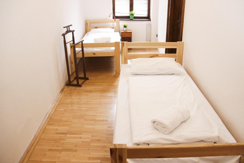 Walking Bed Budapest Downtown Hostel Room photo
